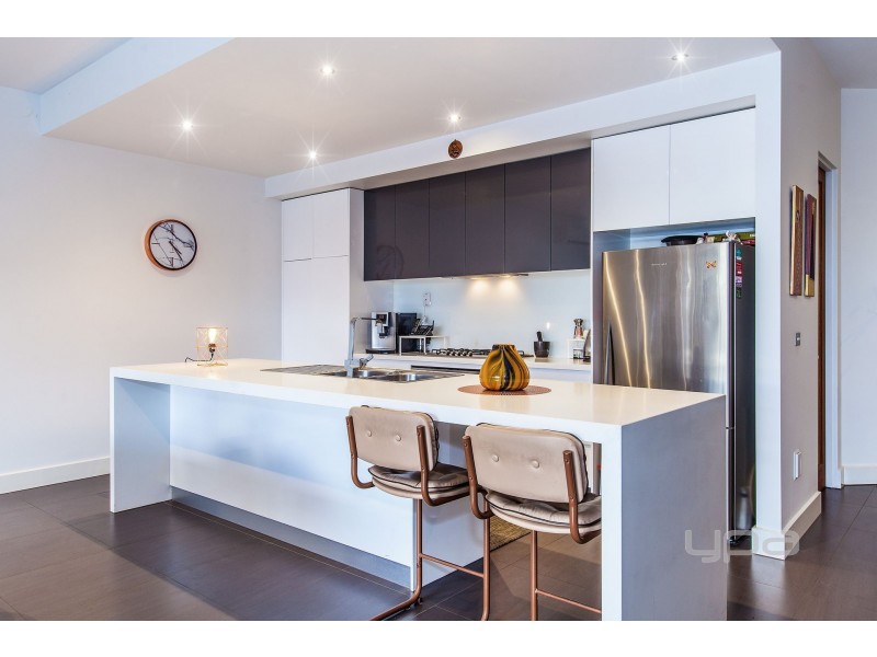 9 The Strand, Caroline Springs VIC 3023