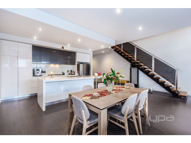 9 The Strand, Caroline Springs VIC 3023