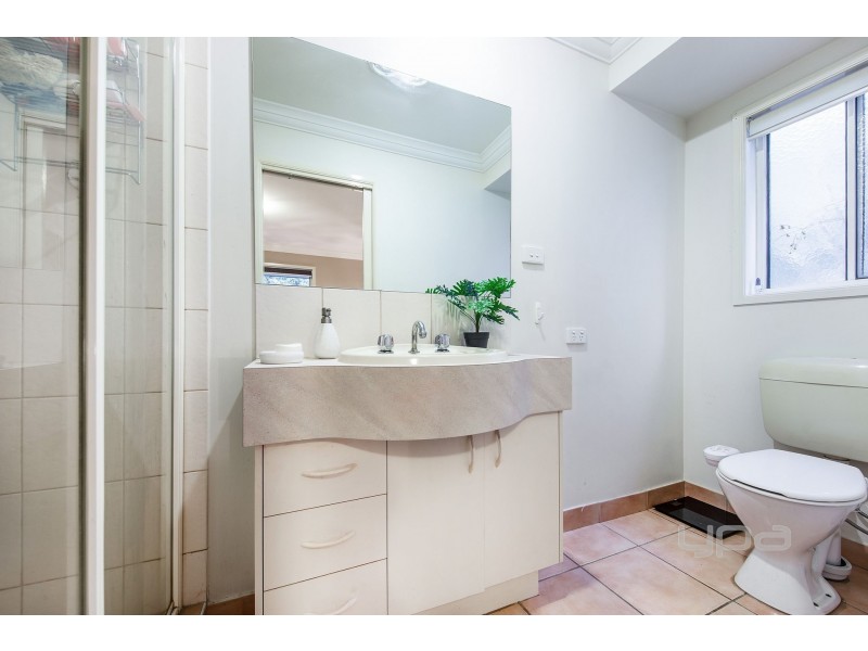 11 Benshaw Court, Hillside VIC 3037