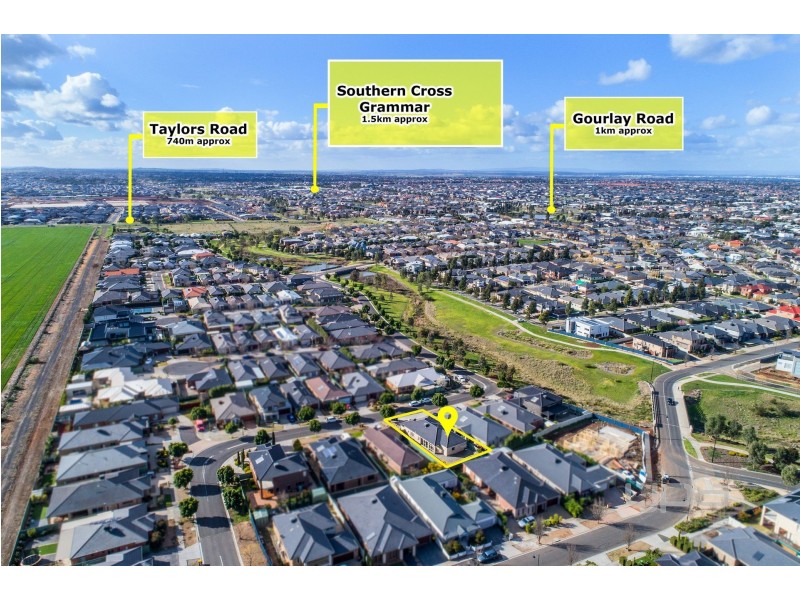 21 Goodenia Way, Caroline Springs VIC 3023