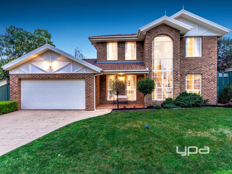 9 Dartmouth Court, Caroline Springs VIC 3023
