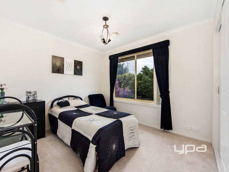 9 Dartmouth Court, Caroline Springs VIC 3023