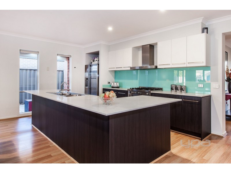 18 Scales Lane, Burnside Heights VIC 3023