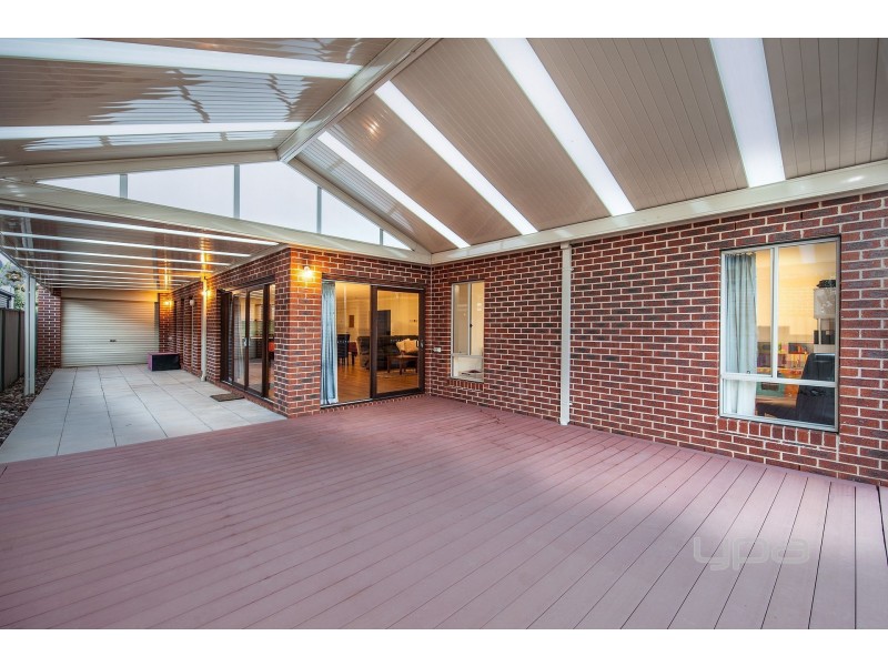 18 Scales Lane, Burnside Heights VIC 3023