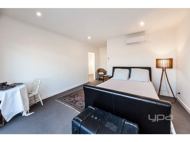 19 Buckley Way, Caroline Springs VIC 3023