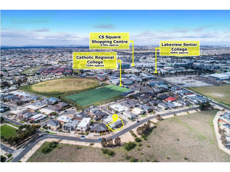 19 Buckley Way, Caroline Springs VIC 3023