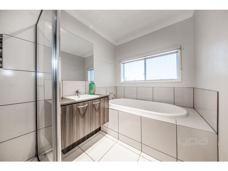 41  Galibier Parade, Plumpton VIC 3335