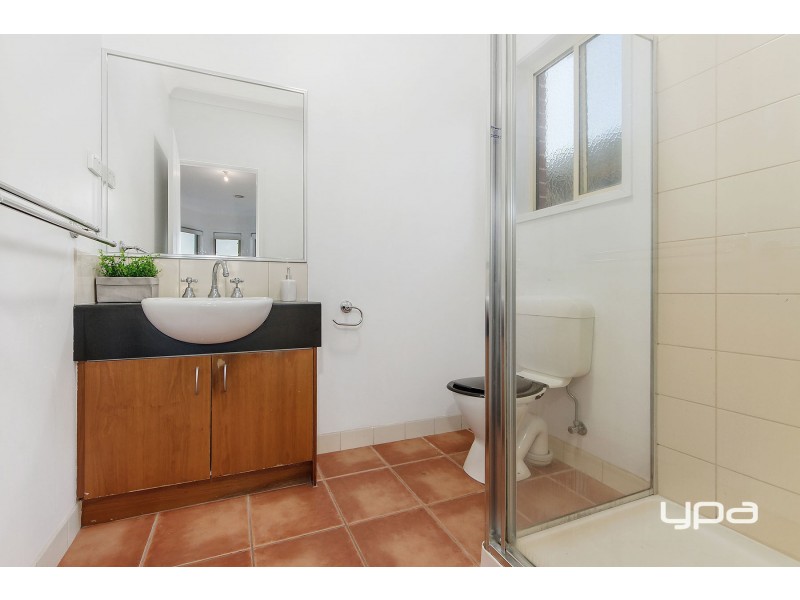 43 Wyperfeld Circuit, Caroline Springs VIC 3023