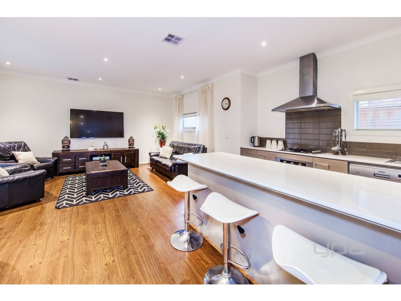 69 Keynes Circuit, Plumpton VIC 3335