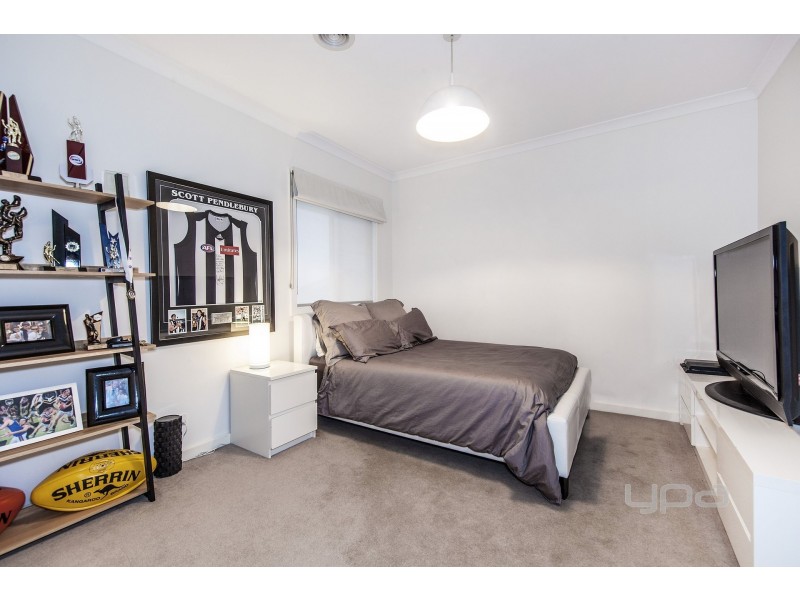 48 Rutherglen Way, Caroline Springs VIC 3023