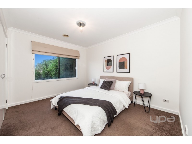 17 Stedman Court, Taylors Lakes VIC 3038