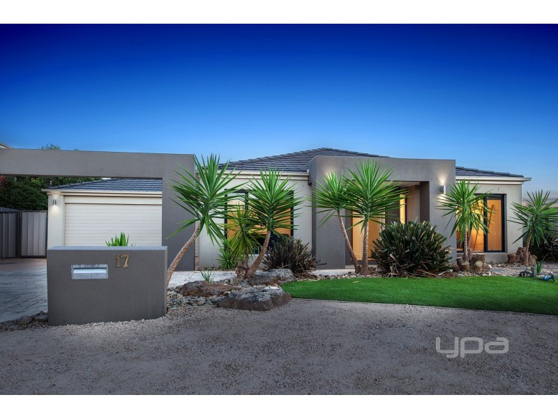 17 Stedman Court, Taylors Lakes VIC 3038