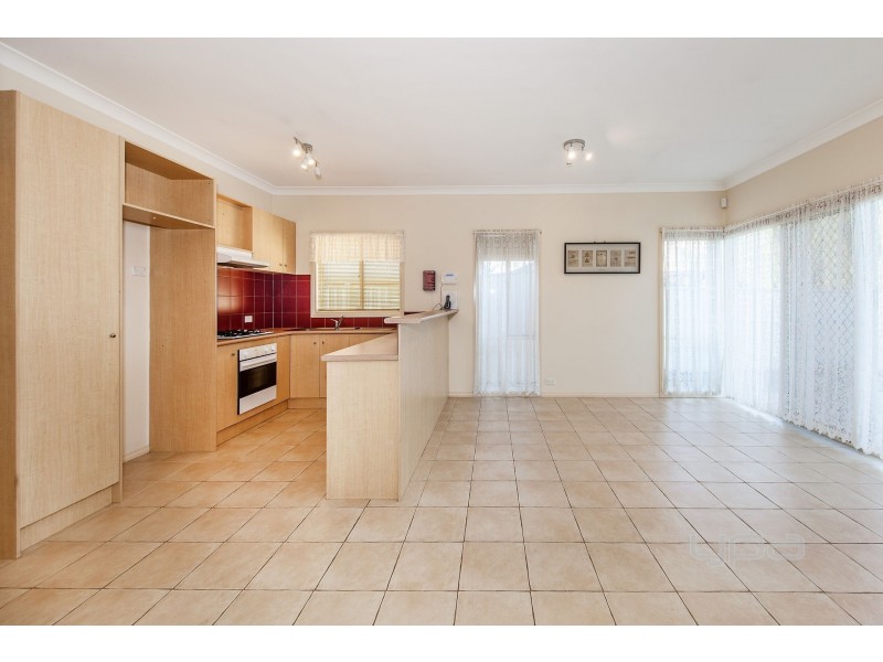 36 Naracoorte Drive, Caroline Springs VIC 3023