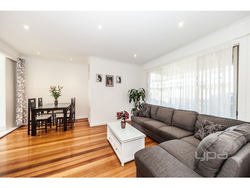 1/5 Stevenston Street, Deer Park VIC 3023