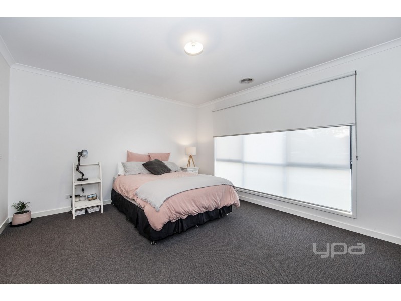 8 Orbis Avenue, Plumpton VIC 3335