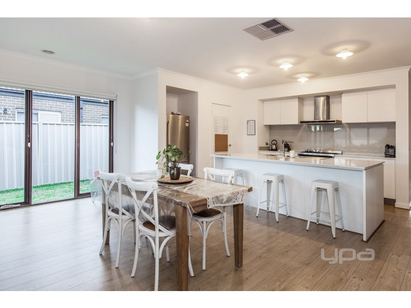 8 Orbis Avenue, Plumpton VIC 3335