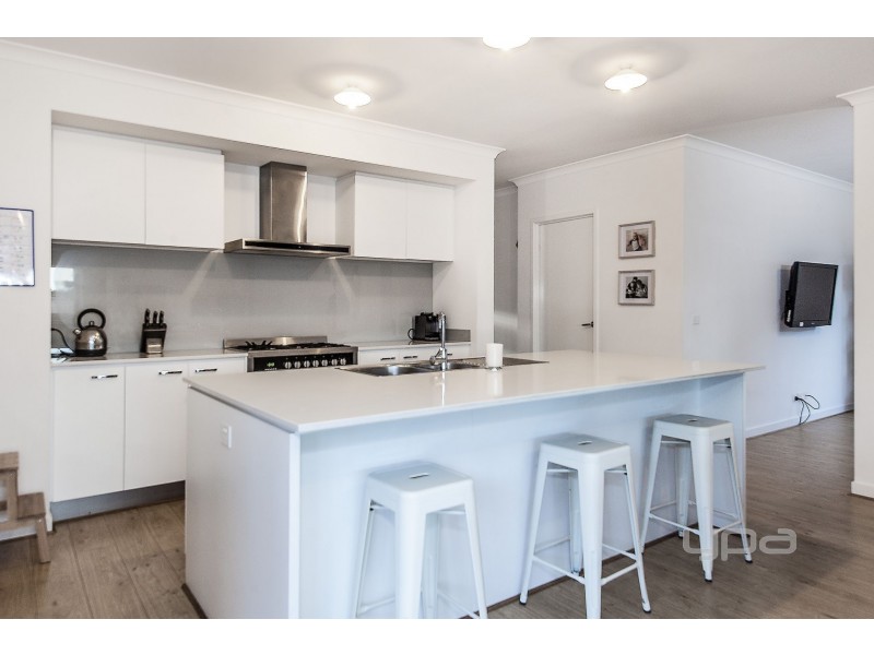 8 Orbis Avenue, Plumpton VIC 3335