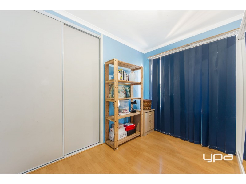 16 Tonelli Place, Burnside VIC 3023