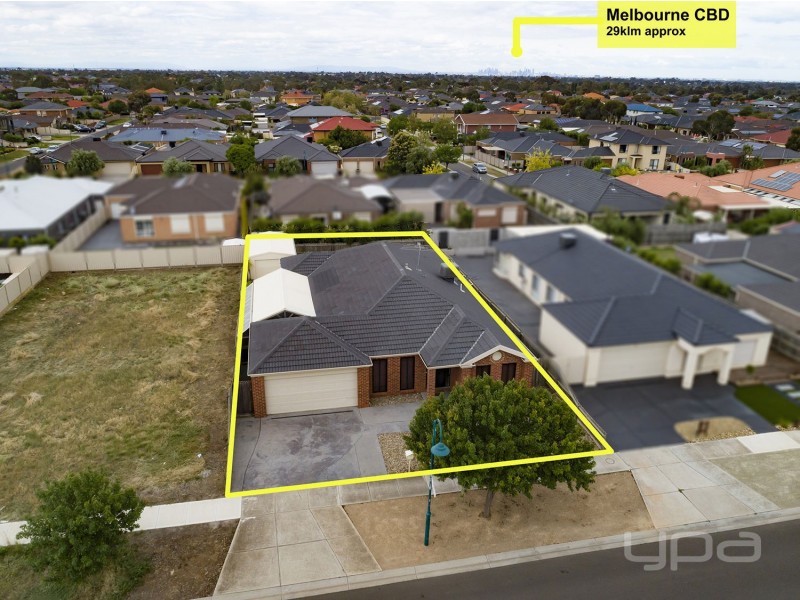 61 Jacaranda Drive, Taylors Hill VIC 3037