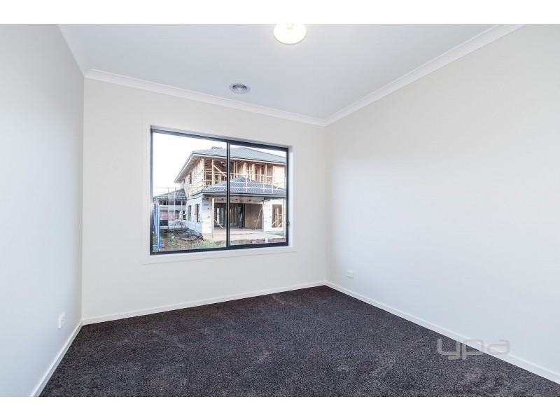 13 Jarvis Road, Rockbank VIC 3335