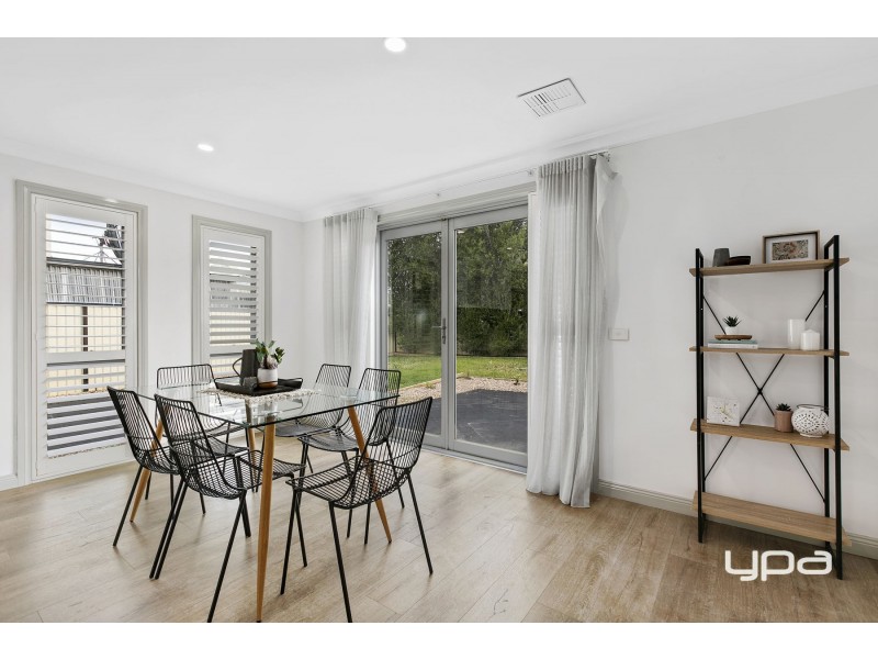 37 Watervale Boulevard, Taylors Hill VIC 3037