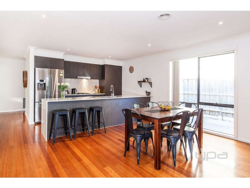 19 Mimosa Way, Burnside Heights VIC 3023