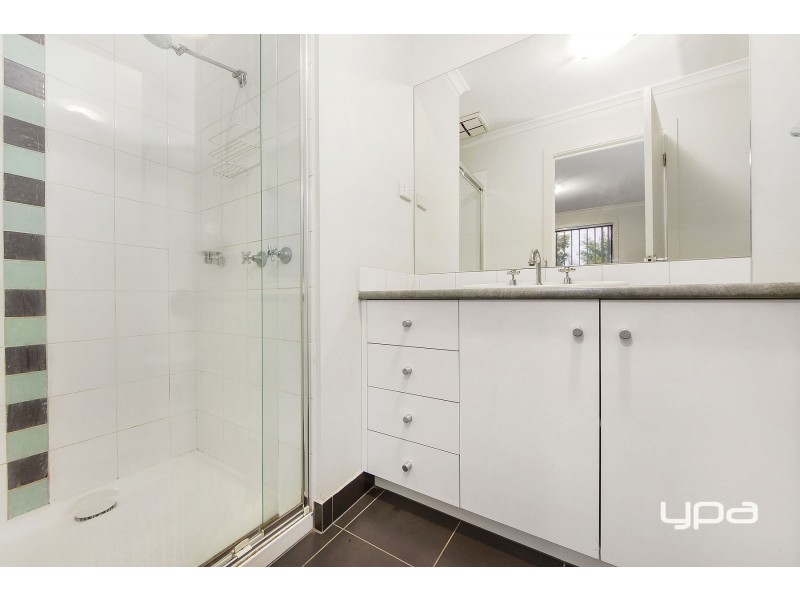 9 Ormesby Place, Deer Park VIC 3023