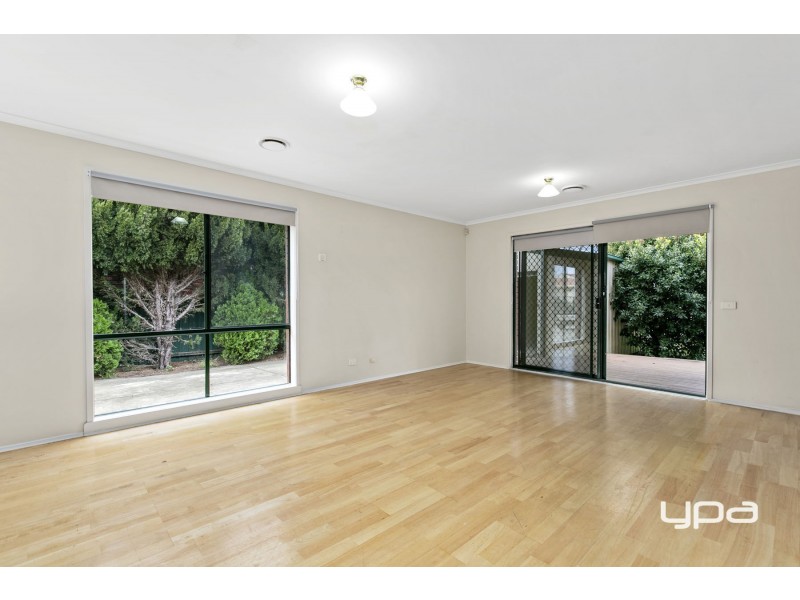 91 John Paul Drive, Hillside VIC 3037