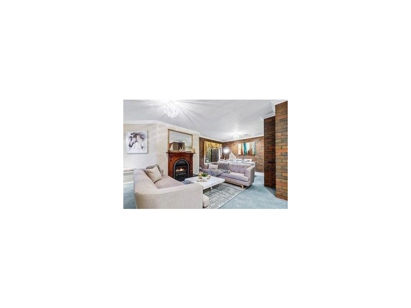 3 Morea Close, Caroline Springs VIC 3023