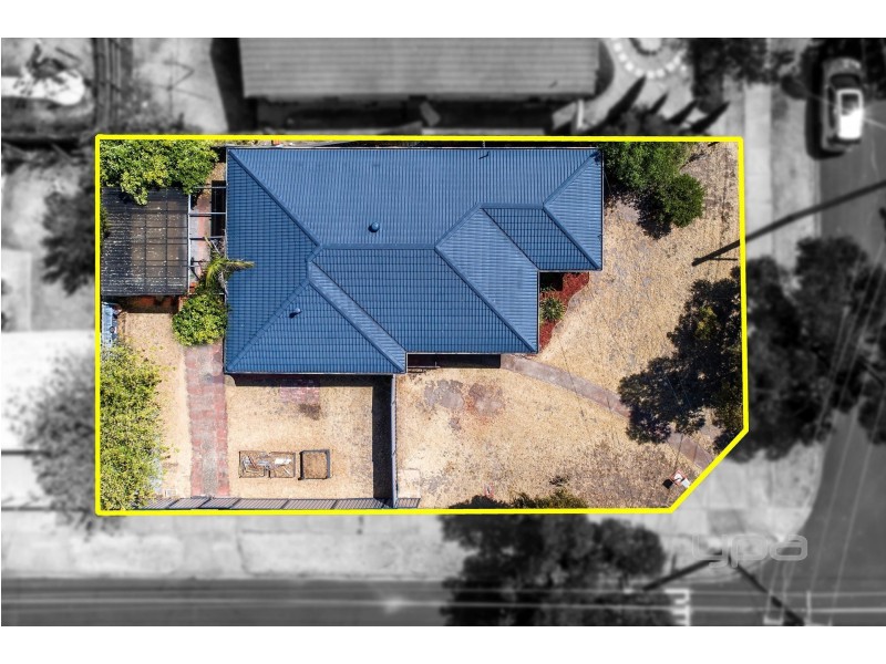 1 Meadowbank Court, Kings Park VIC 3021