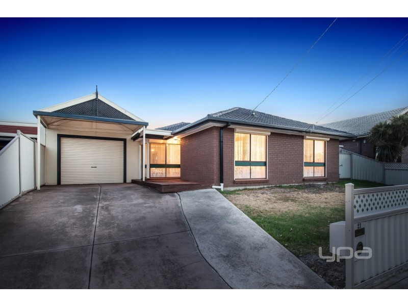 21 Tarlee Drive, Albanvale VIC 3021