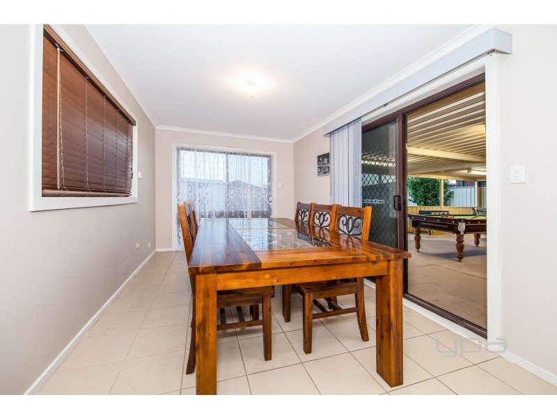 21 Tarlee Drive, Albanvale VIC 3021