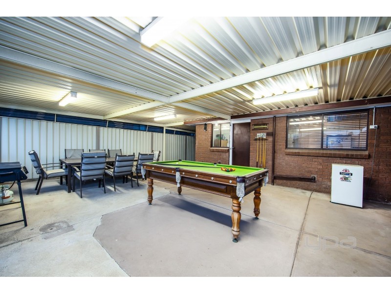 21 Tarlee Drive, Albanvale VIC 3021