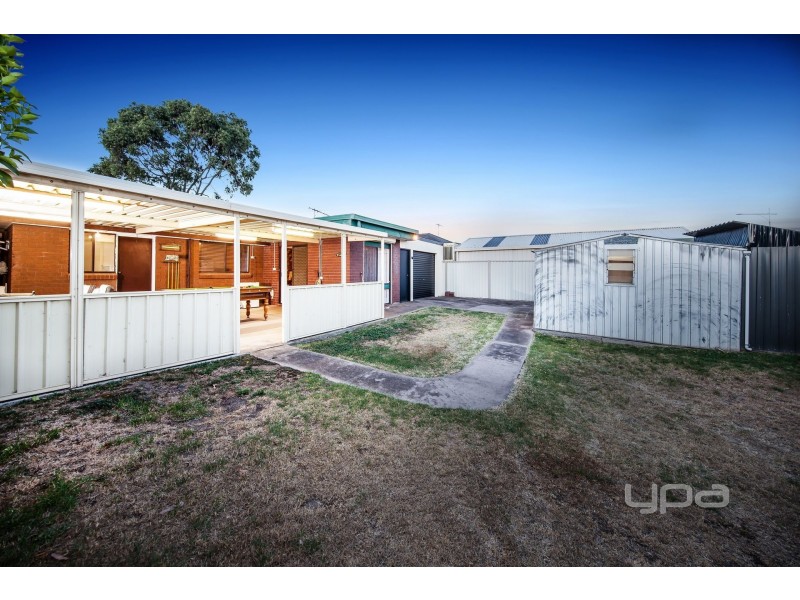 21 Tarlee Drive, Albanvale VIC 3021