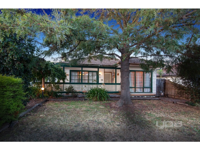 152 Power Street, St Albans VIC 3021