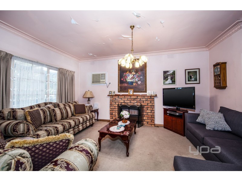 152 Power Street, St Albans VIC 3021