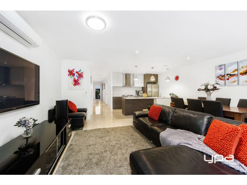 13 Amore Drive, Sunshine West VIC 3020