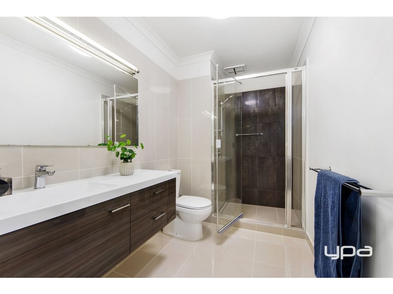 13 Amore Drive, Sunshine West VIC 3020