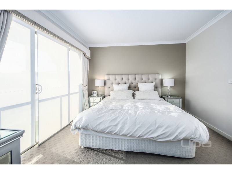 145 The Esplanade, Caroline Springs VIC 3023
