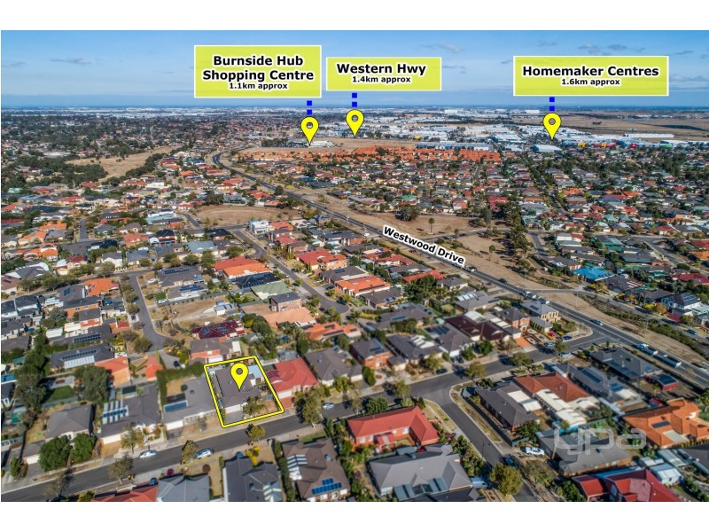 18 Tarcoola Drive, Burnside VIC 3023