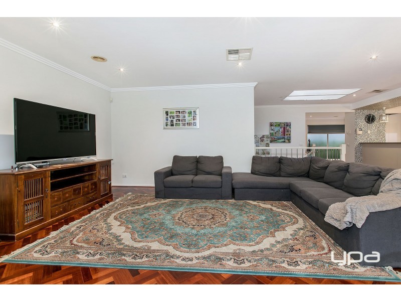 283 Westwood Drive, Burnside VIC 3023