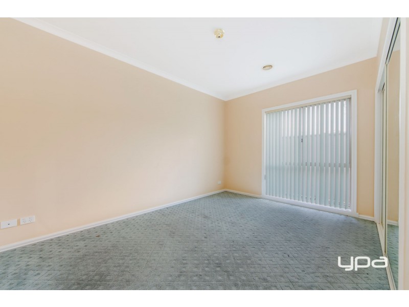 66 Herrington Turn, Caroline Springs VIC 3023