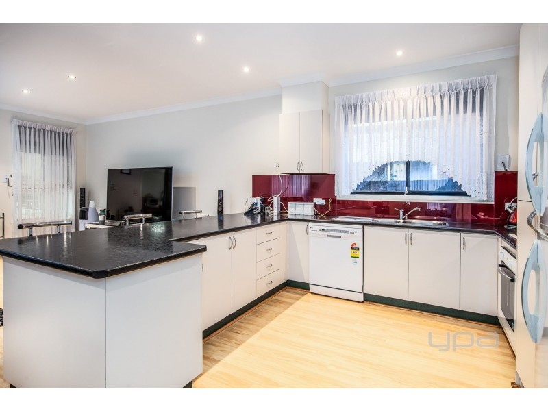 12a Quinn Street, Deer Park VIC 3023