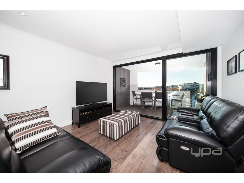 16/76 The Esplanade, Caroline Springs VIC 3023