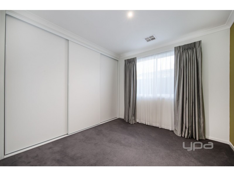 39 OConnor Road, Deer Park VIC 3023