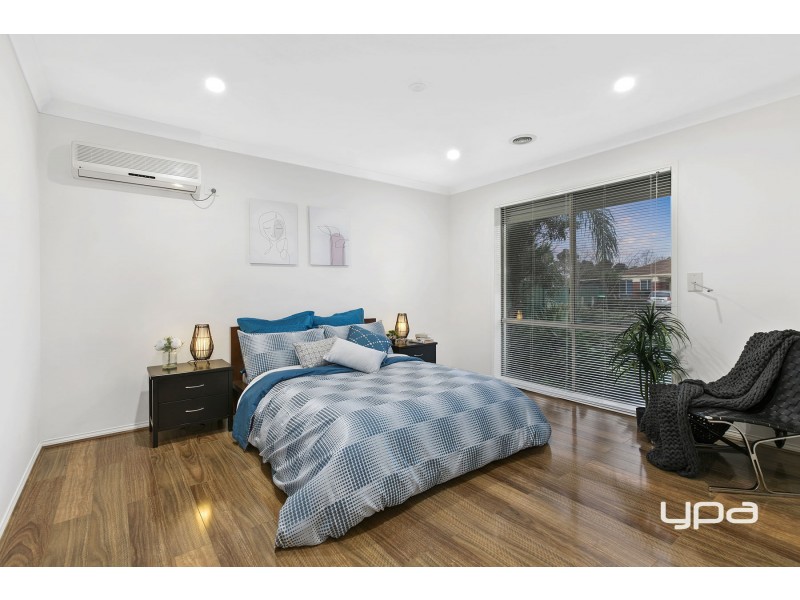 4 Riley Court, Burnside VIC 3023