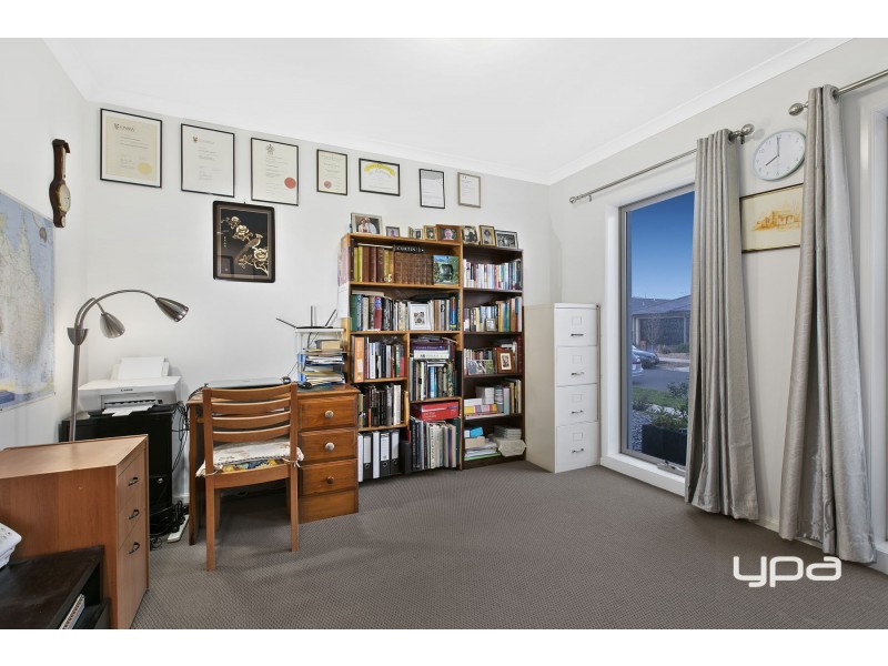 42 Rockfern Crescent, Diggers Rest VIC 3427