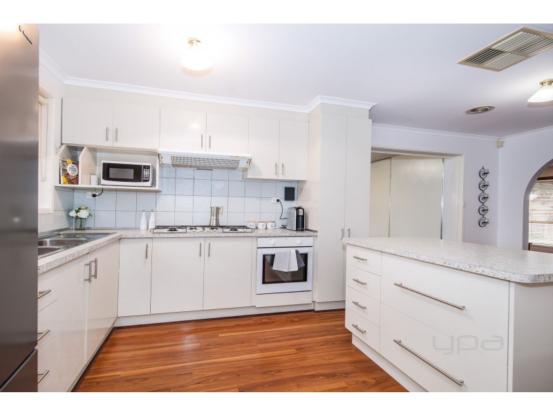 83 First Avenue, Melton South VIC 3338