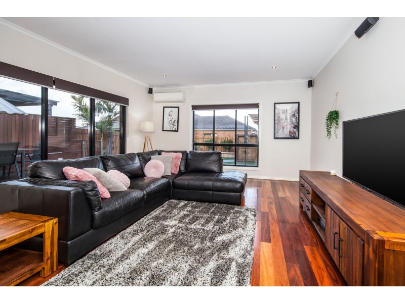 88 Jindabyne Avenue, Taylors Hill VIC 3037