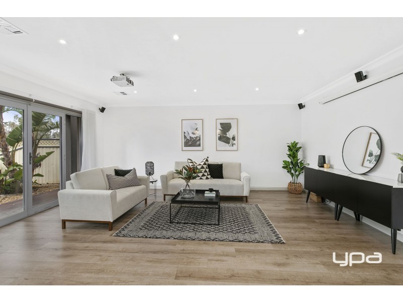 37 Watervale Boulevard, Taylors Hill VIC 3037